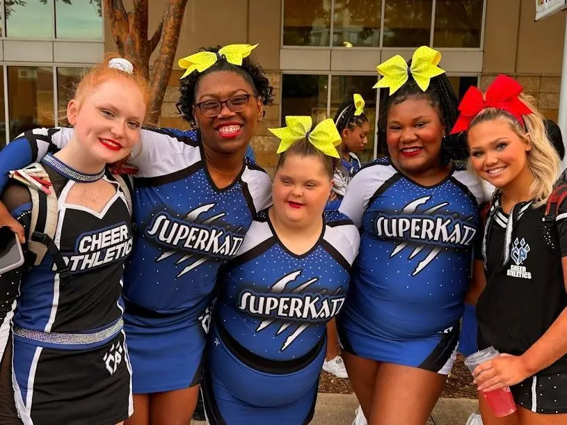 Madeline wth SuperKatz 01