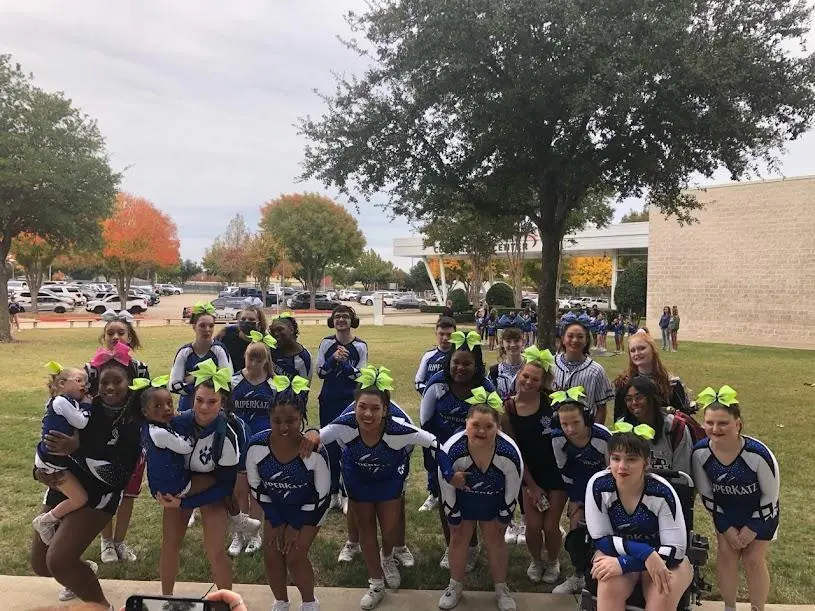 Madeline wth SuperKatz 05